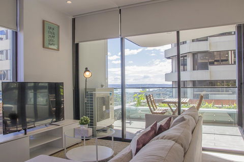 Cozy Apartment With Harbour Bridge View In Bondi - Accommodation Cooktown 1