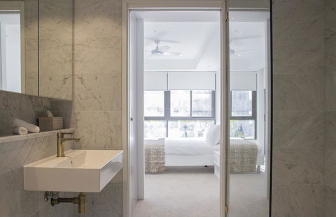 Cozy Apartment With Harbour Bridge View In Bondi - Accommodation Cooktown 4