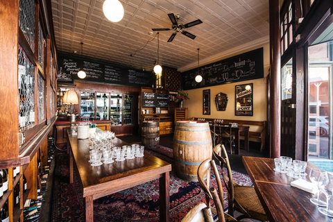 Australian Heritage Hotel - Accommodation Cooktown 23
