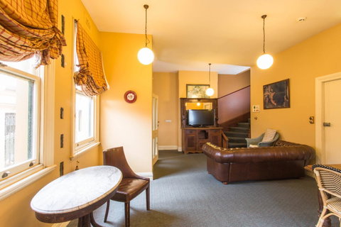 Australian Heritage Hotel - Accommodation Cooktown 7