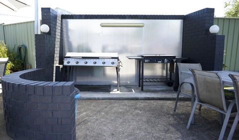 Highway Motor Inn Taree - Accommodation Cooktown 31