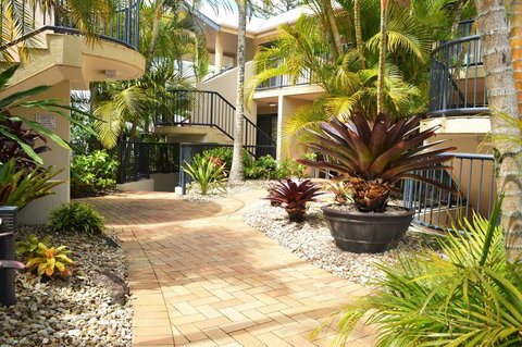 Outrigger Bay - Accommodation Cooktown 4
