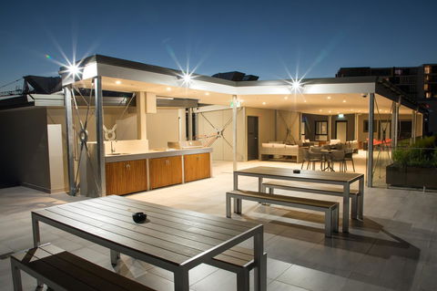 Studio 8 Residences - Adults Only - Accommodation Cooktown 9