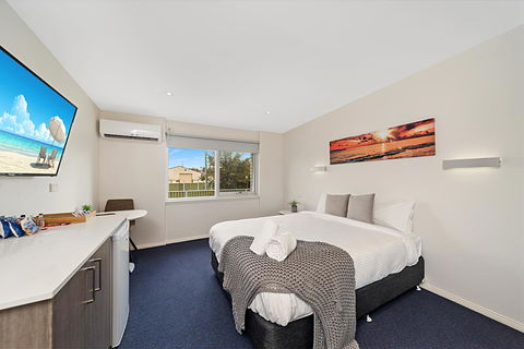 Carlton Suites - Accommodation Cooktown 23