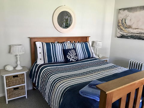 Lakeview Cottage - Accommodation Cooktown 4