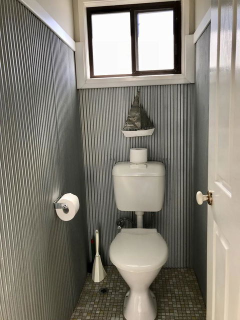 Lakeview Cottage - Accommodation Cooktown 7