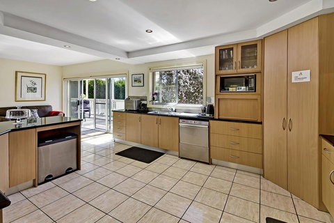 Bundanoon Lodge - Accommodation Cooktown 28