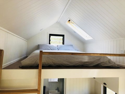 Christopher Tiny House - Accommodation Cooktown 3