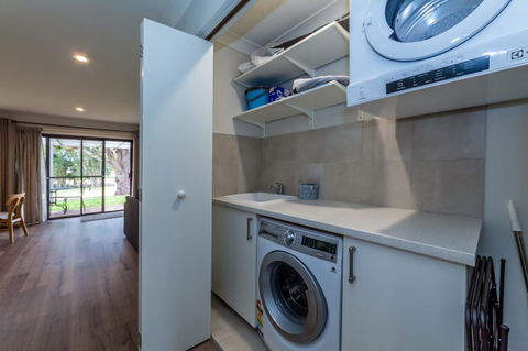 Horizons Retreat & Golf, Villa 133 - Accommodation Cooktown 15