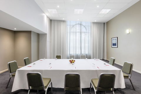 Adina Apartment Hotel Sydney Central - Accommodation Cooktown 15