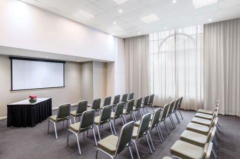 Adina Apartment Hotel Sydney Central - Accommodation Cooktown 14