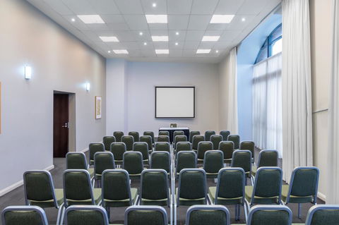 Adina Apartment Hotel Sydney Central - Accommodation Cooktown 9