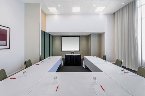 Adina Apartment Hotel Sydney Central - Accommodation Cooktown 13