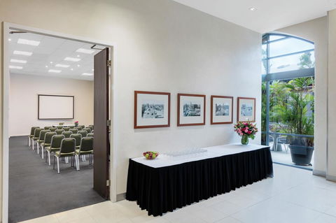 Adina Apartment Hotel Sydney Central - Accommodation Cooktown 12