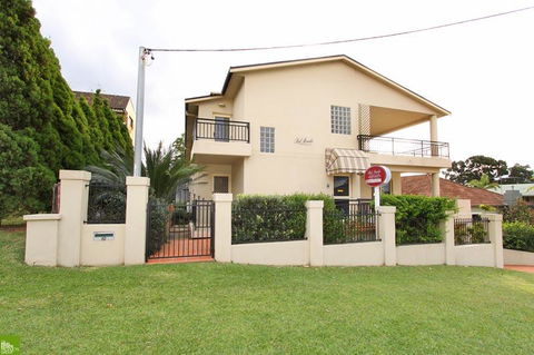 Bel Mondo Apartments - Accommodation Cooktown 8
