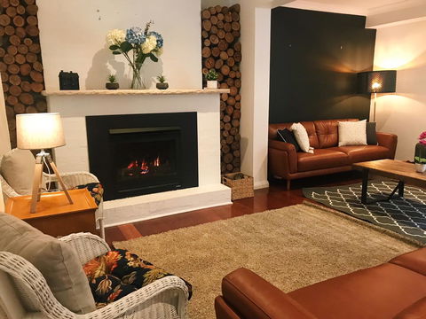 Bowral Escape - Accommodation Cooktown 15