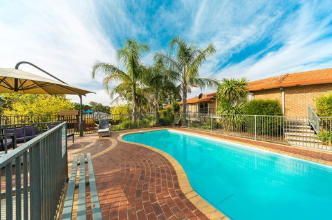 Hume Country Motor Inn - Accommodation Cooktown 6