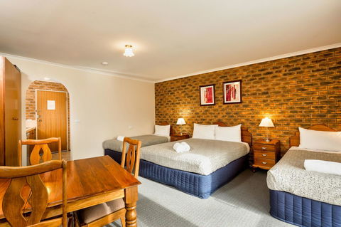 Hume Country Motor Inn - Accommodation Cooktown 5