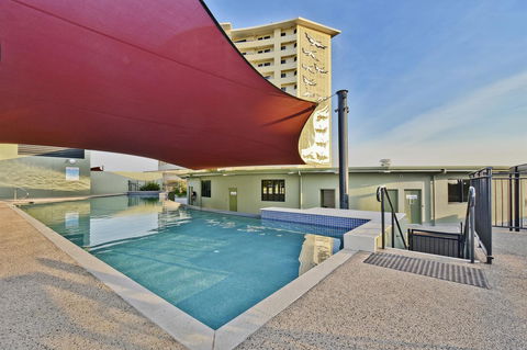 Nomikis\'On The Avenue - Accommodation Cooktown 17