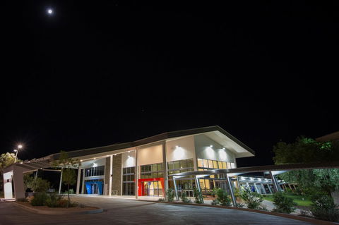 Crowne Plaza Alice Springs Lasseters, An IHG Hotel - Accommodation Cooktown 12