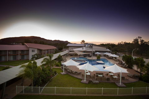 Crowne Plaza Alice Springs Lasseters, An IHG Hotel - Accommodation Cooktown 0