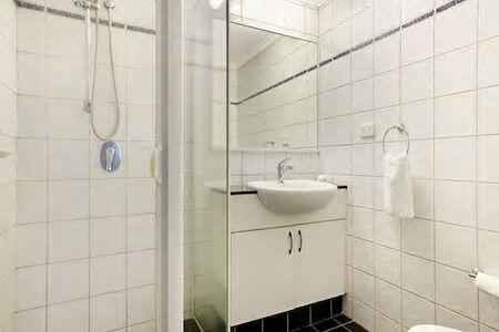 Central Studio, Darwin CBD Northern Territory - Accommodation Cooktown 9