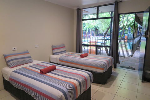 Jump Inn Alice Budget Accommodation - Accommodation Cooktown 3