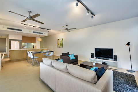 Astra Apartments Darwin - Accommodation Cooktown 2