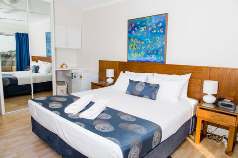 Cullen Bay Resorts - Accommodation Cooktown 7