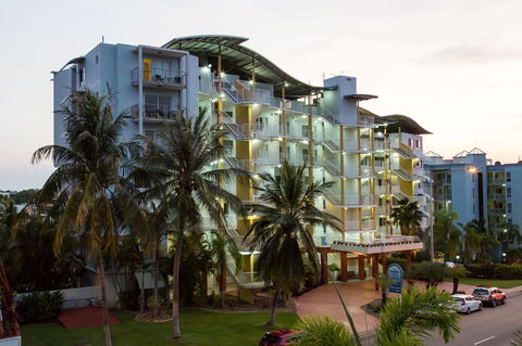 Cullen Bay Resorts - Accommodation Cooktown 11