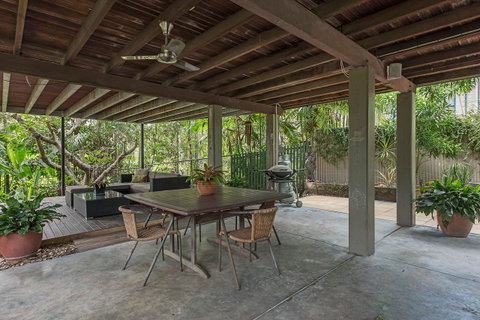 Nineteen On Nudl - Accommodation Cooktown 4