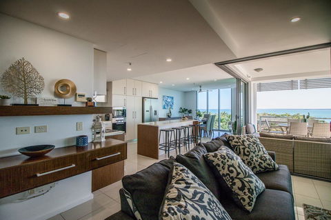 ZEN BY THE WATER - Esplanade Darwin Retreat - Accommodation Cooktown 0