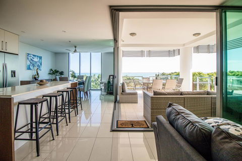 ZEN BY THE WATER - Esplanade Darwin Retreat - Accommodation Cooktown 1