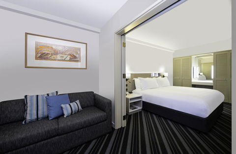 DoubleTree By Hilton Esplanade Darwin - Accommodation Cooktown 19