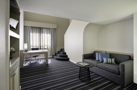 DoubleTree By Hilton Esplanade Darwin - Accommodation Cooktown 24