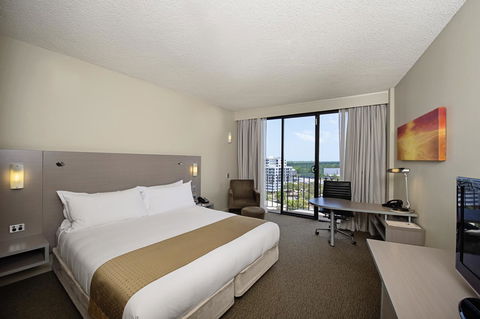 Hilton Garden Inn Darwin - Accommodation Cooktown 6