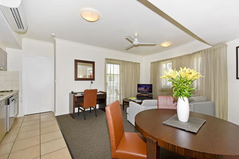 Metro Advance Apartments & Hotel - Accommodation Cooktown 16