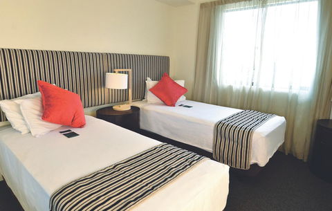Metro Advance Apartments & Hotel - Accommodation Cooktown 6