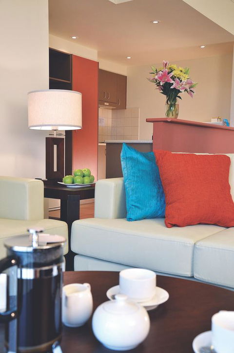 Metro Advance Apartments & Hotel - Accommodation Cooktown 3