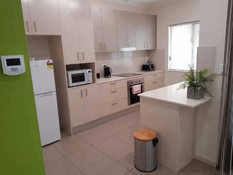 Darwin-Ocean Views, Tropical Getaway, Pool & Aircon - Accommodation Cooktown 8