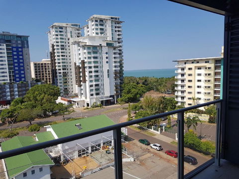 Darwin-Ocean Views, Tropical Getaway, Pool & Aircon - Accommodation Cooktown 20