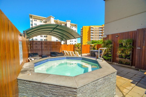 Chillis Backpackers - Accommodation Cooktown 0