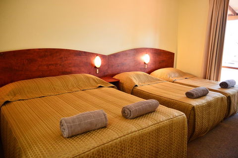 Erldunda Desert Oaks Resort - Accommodation Cooktown 38