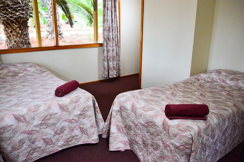Erldunda Desert Oaks Resort - Accommodation Cooktown 43