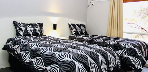 Erldunda Desert Oaks Resort - Accommodation Cooktown 2