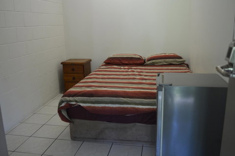 Frogs-Hollow Backpackers - Accommodation Cooktown 11