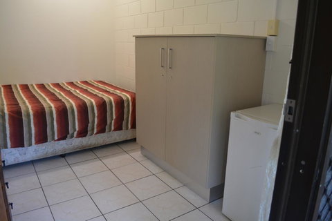Frogs-Hollow Backpackers - Accommodation Cooktown 10