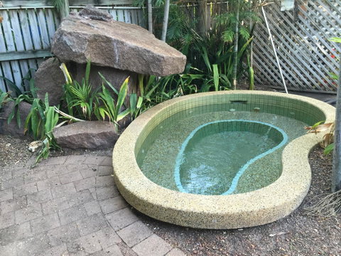 Frogs-Hollow Backpackers - Accommodation Cooktown 13