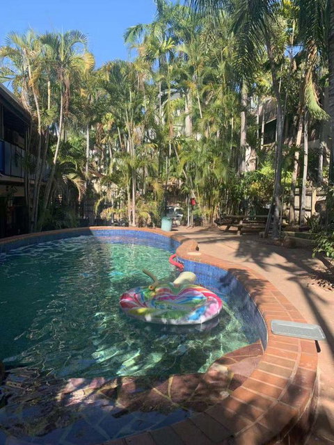 Frogs-Hollow Backpackers - Accommodation Cooktown 0