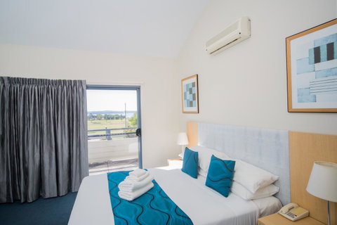 Corrigans Cove - Accommodation Cooktown 4